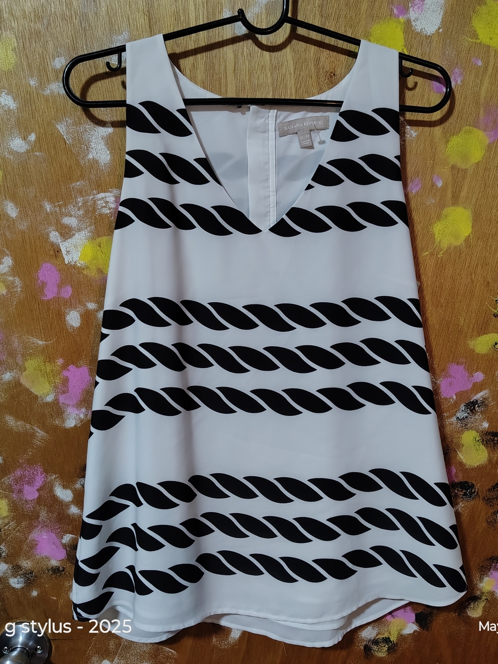 😎🔥 BANANA REPUBLIC - Black & White Rope Stripe Sleeveless Blouse, Medium